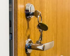 80 % av hyrorna i Kronoberg är klara, med en genomsnittlig höjning på 3,3 %. Nästa år bör höjningen halveras tycker Hyresgästföreningen.