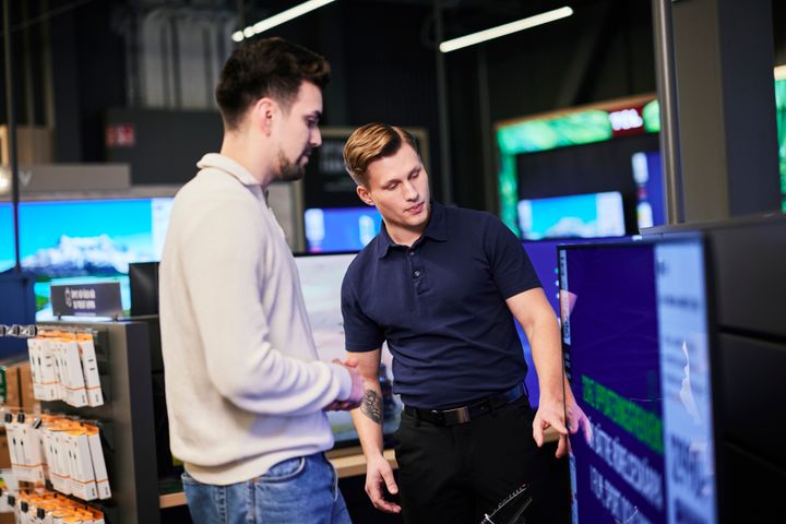 TV-marknaden spås fortsätta dominera Black Friday, där trenden tydligt går mot allt större skärmar.