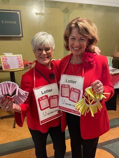 Örebro-kvinnorna Åsa Eneklo Sandberg och Annika Kronwall är båda aktiva i Alexandra för Kvinnor & Hälsa