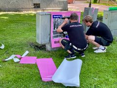 De 26 elskåpen i Västerås visar personliga livsöden och berättelser från Västerås. Samtliga relaterar till begreppet energi, på olika sätt.