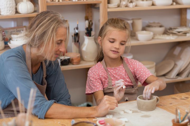 Efter midsommar öppnar Folkuniversitetet i Ystad med kurser i keramik och konsthistoria för både barn och vuxna.