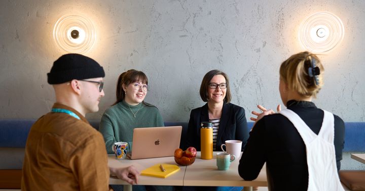 Andelen svenskar som tycks föredra att jobba på kontoret ökar.