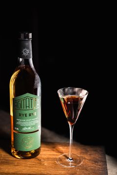 Agitator Rye Rye Manhattan. Foto: Robert Ekblom