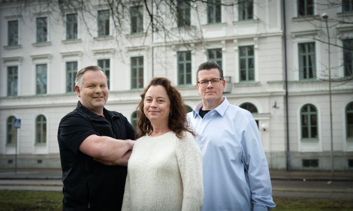 Kulturhuset öppnar igen – tre av de som jobbat intensivt för en snabb återstart är Stefan Sjöström (tekniker, Kulturhuset), Paula Pelli (verksamhetschef Kultur) och Mattias Fredén (verksamhetsledare, Kulturhuset).