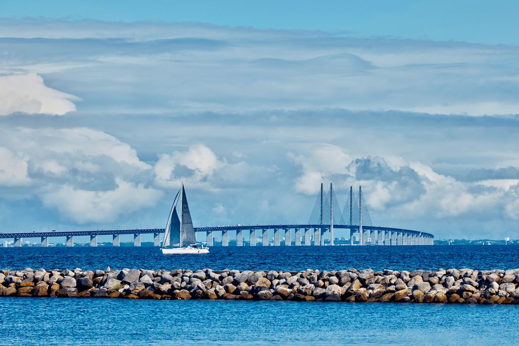 Vägtrafiken över Øresundsbron ökade med 1,9 procent under årets första halvår jämfört med samma period i fjol.
