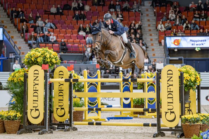 John Whitaket & Equine America Unick du Francport