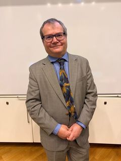 Olof Cronberg i samband med disputation.