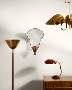 Avdelning lampor från bröderna Malmströms metallvarufabrik.