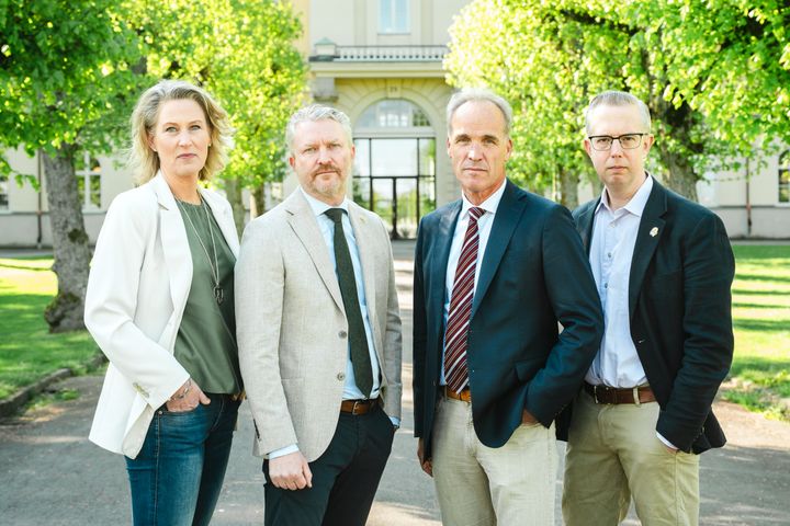 Grönblå Samverkan. Cecilia Anderson (C), Lars Holmin (M), Stefan Svensson (KD) och Pär Lundqvist (L) Fotograf: Dennis Alvdén
