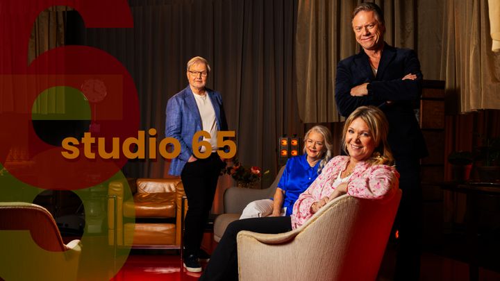 Kattis Ahlström och Anders Palmgren programleder tredje säsongen av Studio 65 tillsammans med äldreforskarna Britt Östlund och Ingmar Skoog.