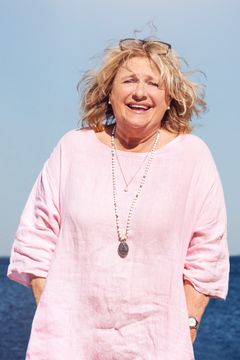 Ewa Roos i Seniorsurfarna – ett program från UR.