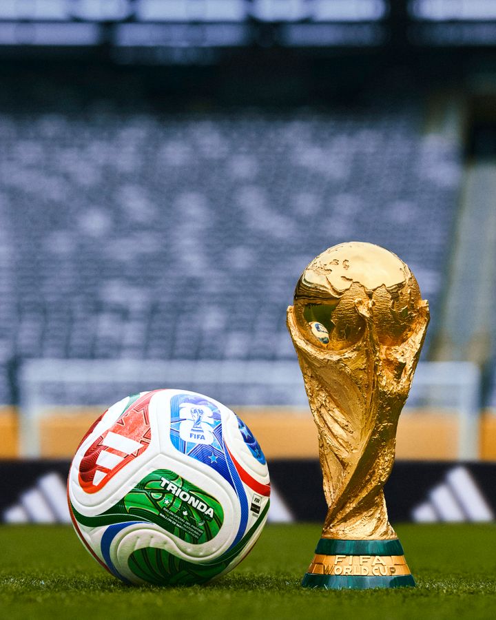 adidas TRIONDA + VM-pokal