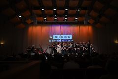 Kören A Singing Generation Helsingborg har konsert i Dunkers kulturhus, Helsingborg.