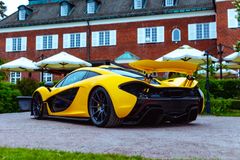 McLaren P1