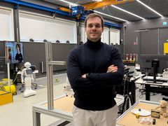 Eduardo Gutiérrez Maestro i Robotlabbet på Örebro universitet