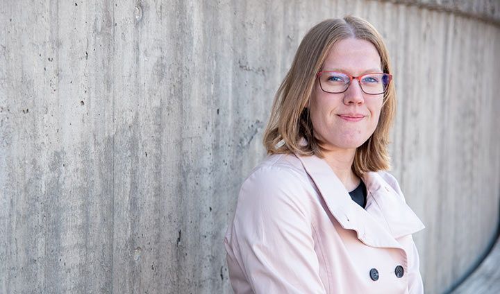 forskare vid vägg