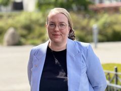 Forskaren Annika Söderman utomhus
