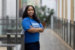 Najma Jama, studentambassadör för Linje 14 vid Örebro universitet.