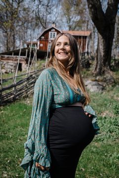 Rachel Bråthén, mer känd som Yoga girl, är en av Sveriges största influencers. Nästan två miljoner människor följer hennes liv på sociala plattformar. SvD:s poddokumentär Blenda har följt henne under hennes senaste graviditet – som blivit mer omtalad än något annat hon gjort. Foto: SvD