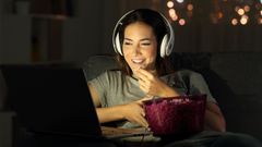 SVT Play och TV4 Play är fortsatt favoriter – men när unga bara får behålla en tjänst faller valet oftast på Netflix.