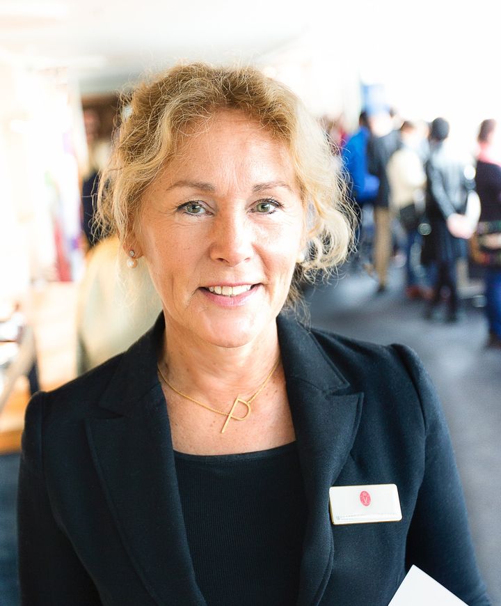 WH red foto Martin Lundsvoll 2 002 Wilhelmina Hoffman