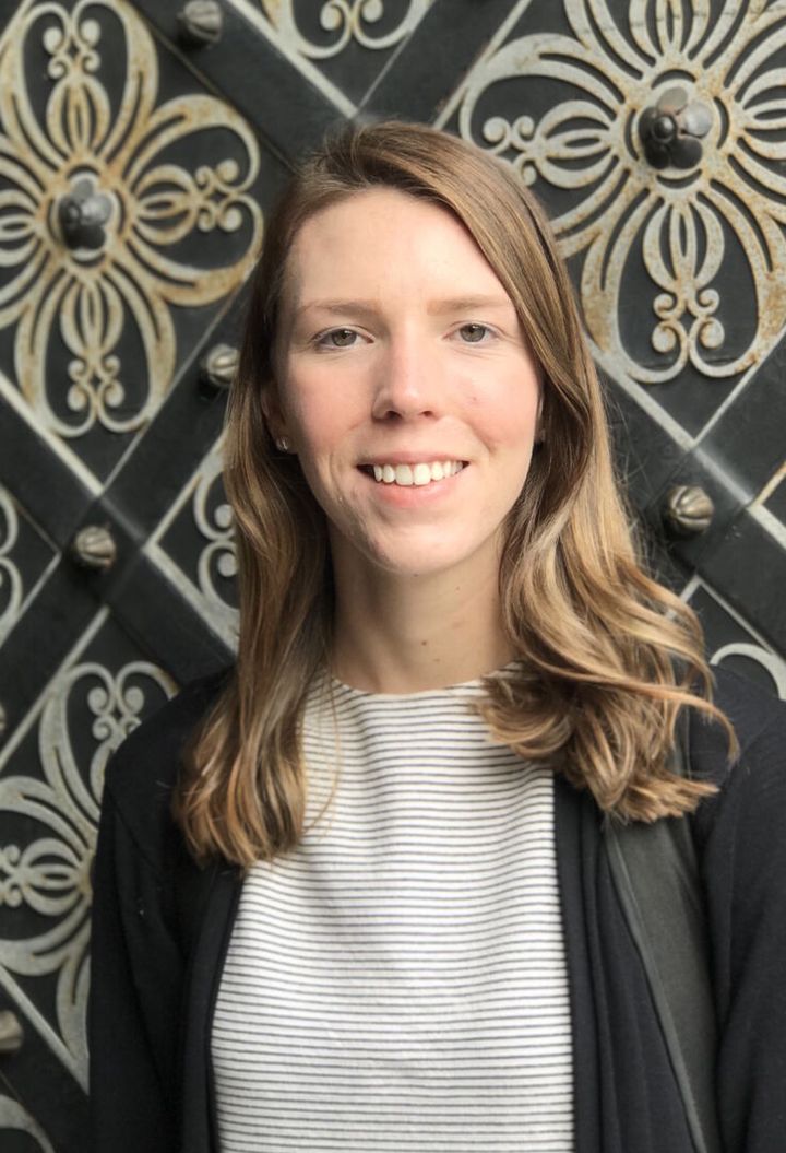 Abigail Dove Abigail Dove, doctoral student at the Aging Research Center at the Department of Neurobiology, Care Sciences and Society, Karolinska Institutet.