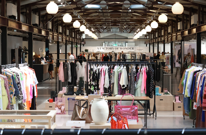 En av mässhallarna under Fashion Week Trade