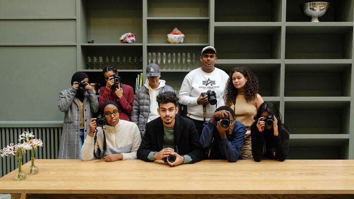 De som gör porträttserien fr. v. (övre rad) Mona Sharmarke, Betelihm Abraha, Josef Kadim, Alaxshan Saseekaran, Alexandra Lehmann
fr. v. (nedre rad) Sheyma Isse, Haidar Beden, Yusuf Hussein, Sadia Hassan