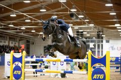 Jens Fredricsson och Diarado's Rose Elith vann ATG Riders League Grand Prix 1,50 i Borås.