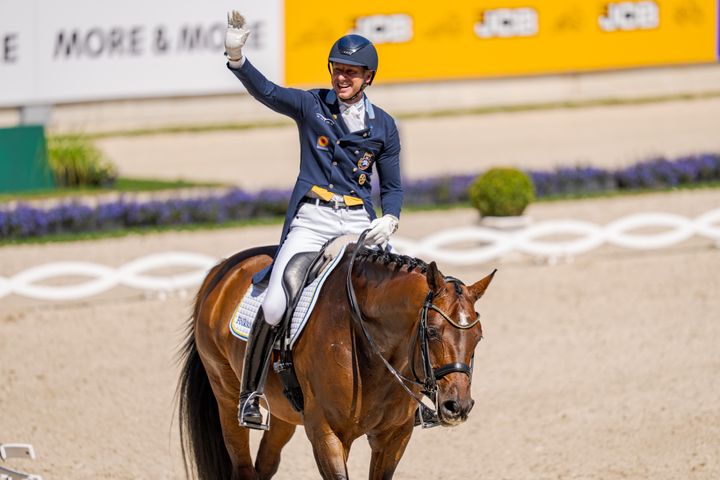 Patrik Kittel och Touchdown är erfarna lagankare när EM i dressyr avgörs 27-31 augusti i Crozet, Frankrike. Det rutinerade ekipaget får sällskap av Tinne Vilhelmson Silfvén/Hyatt, Maria von Essen/Invoice och Sofie Lexner/Inoraline W i den svenska truppen.