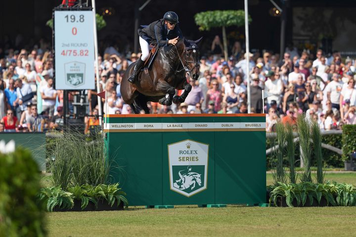 Peder Fredricson och Alcapone des Carmille åker till till italienska topptävlingen Piazzi di Siena i Rom 28-31 maj. Nations Cup för Sverige står på programmet och det är en viktig tävling för förbundskapten Henrik Ankarcronas väg mot att ta ut ett VM-lag till tyska Aachen 2026. Bilden är från Stephex Masters i Belgien 2024.