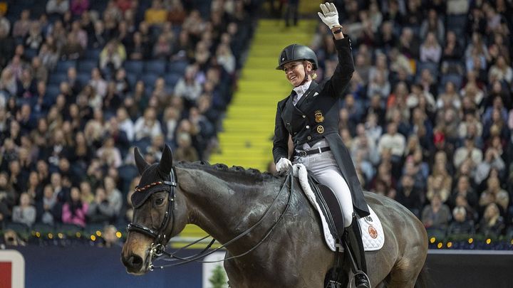 Världsettan Jessica von Bredow-Werndl kommer till Friends Arena för att försvara sin Top 10-titel.