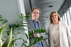 Pär Holmgren och Isabella Lövin. Foto: EU-parlamentet