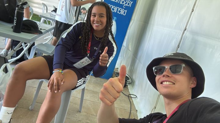 Miranda Tibbling och Elis Torhall på plats i Istanbul.