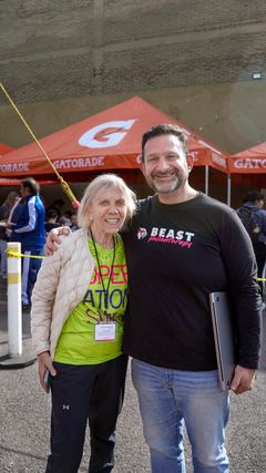 Kathy Magee, en av Operation Smiles grundare, och Darren Margolias vd Beast Philanthropy, deltog på uppdraget i Puebla, Mexiko. Foto: Operation Smile