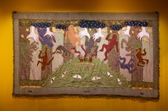 In the Spaces of the Other, Tears Become Oceans (I den Andres rum blir tårar oceaner) av Cian Dayrit (2023)