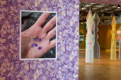 Inside these four walls (Inom dessa fyra väggar) av Meriç Algün
2025