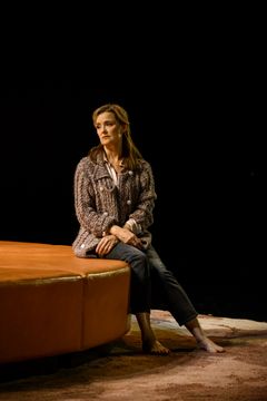 Marie Richardson i I vårt ställe