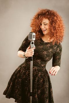 Foto på Lena Chamamyan