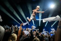 Fredrik Lycke i Lonely Together. Premiär 29 augusti på Kulturhuset Stadsteatern.