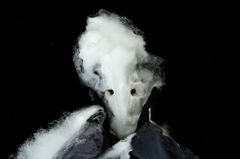 Coffee With Sugar? (Tyskland/El Salvador) är del av dockteaterfestivalen Pop up Puppets som arrangeras av Marionetteatern 20-23 augusti.