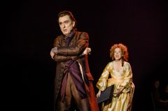 Simon Reithner och Maja Rung i Amadeus. Nypremiär 3 september på Stora scenen, Kulturhuset Stadsteatern.