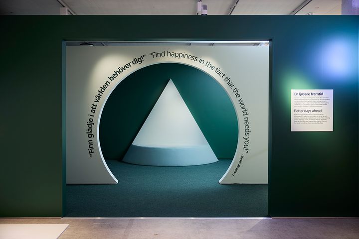 Utställningen Vem formar vår framtid på IKEA Museum.