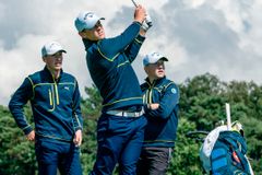 SwGT och Capio inleder samarbete Lag-EM utan logo Vincent Norrman svingar under lag-EM på Ljunghusens Golfklubb 2019. Lagkamraterna tittar på