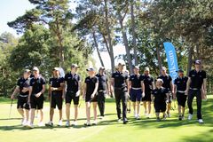 Stenson Handicamp 2018 - gruppbild m Henrik 3 Alla deltagare vid Henrik Stenson Handicamp 2018 på Barsebäck.