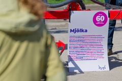 Några av alla de lagar och regler en lantbrukare måste följa.