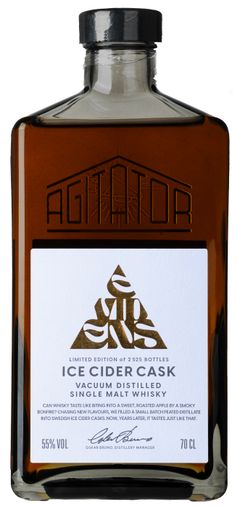 En flaska whisky med mörk vätska och etikett som säger "Ice Cider Cask