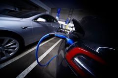 V2G teknik testas i parkeringshus