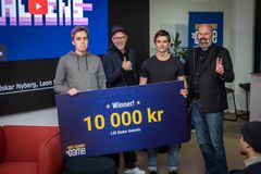 Vinnarna fick ett stipendium på tio tusen kronor, för att fortsätta utveckla sitt spel.