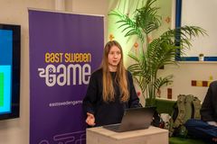 Lovisa Lindlöf från Package Journey var en av deltagarna som pitchade sitt spel under kvällen.